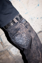 Load image into Gallery viewer, 'Web' Jeans Washed Brown