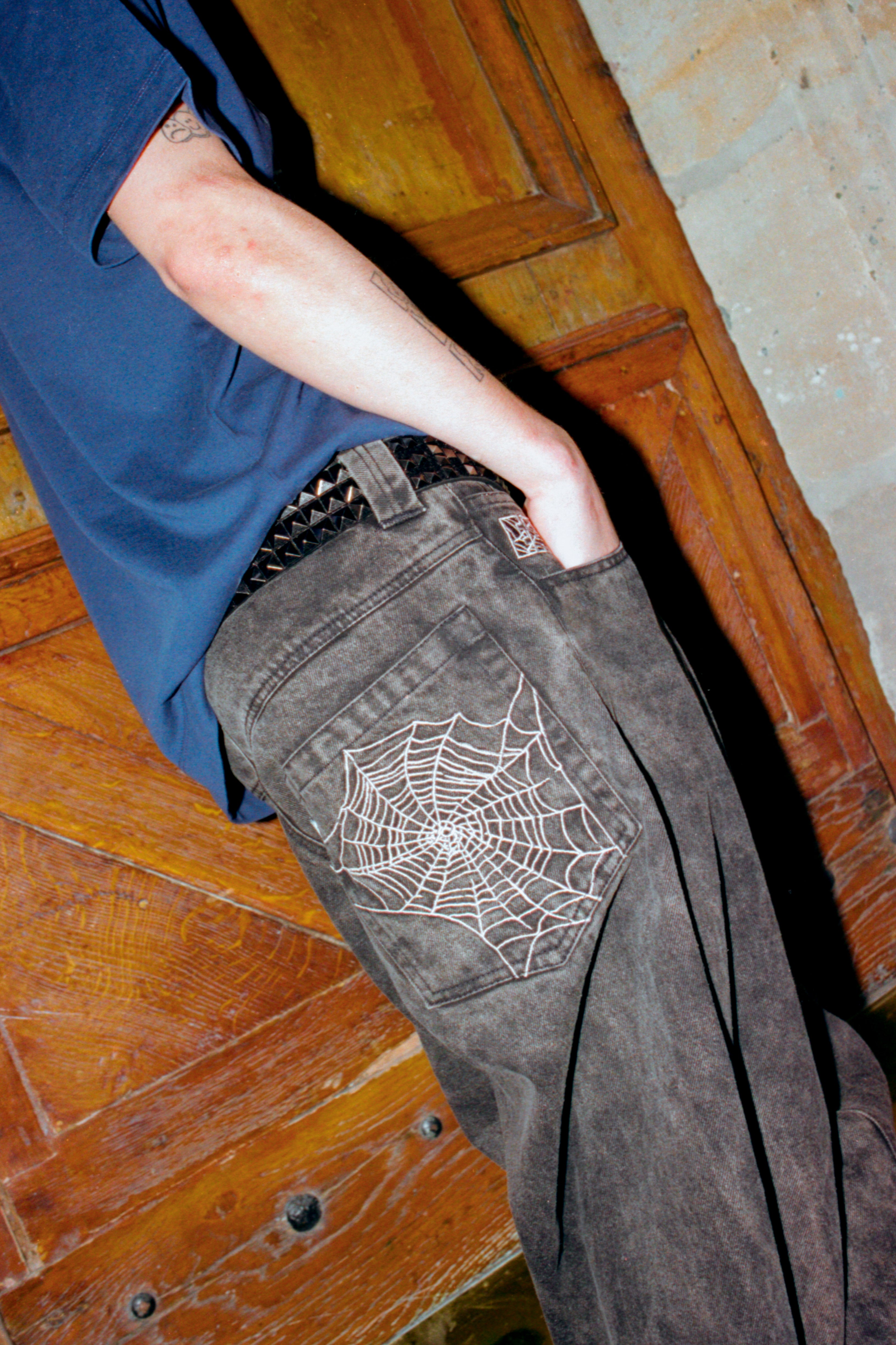 'Web' Jeans Washed Black